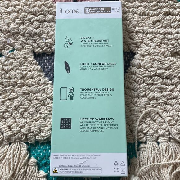 NIB. iHome Apple Watch Sports Band (38/40 MM)- Mint - Picture 5 of 7